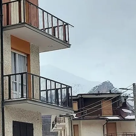 Tiziana House Apartment *