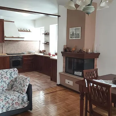 Tiziana House Apartment